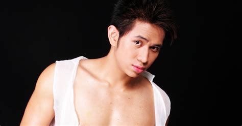 Former Viva Hot Man Paolo Serrano accused in a blog site of .